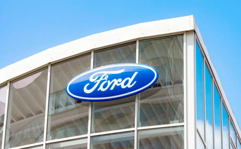 Ford-Alemania-le-apunta-a-los-politicos-europeos_principal-1024x634
