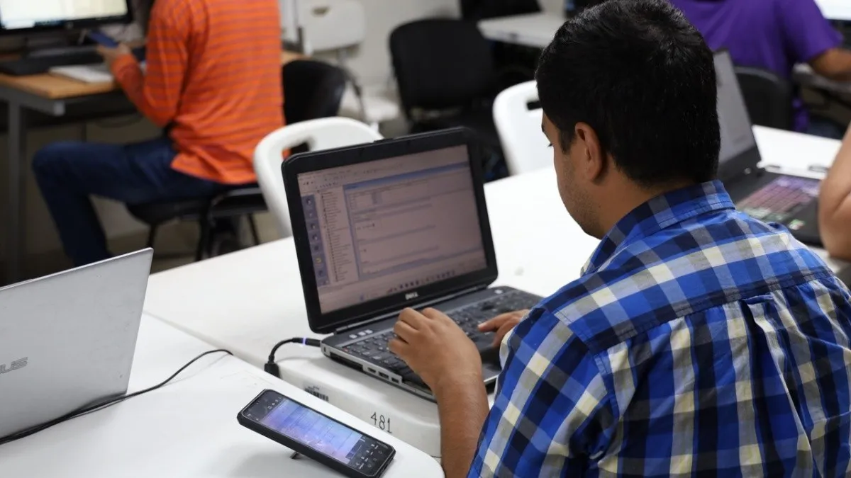 siemens_entrega_licencias_de_software_industrial_a_universitarios_de_chihuahua.jpeg_554688468