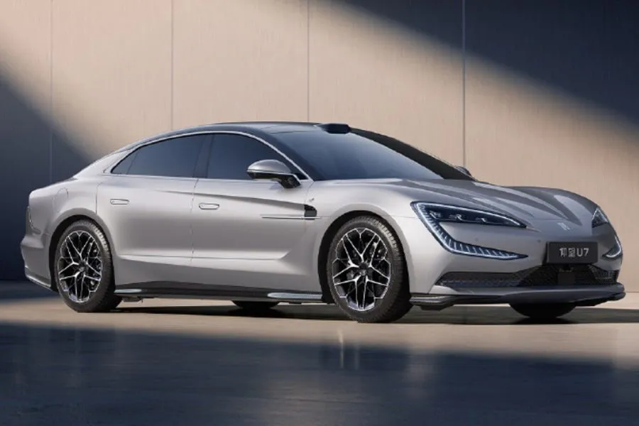 byd-yangwang-u7-2023-06-min