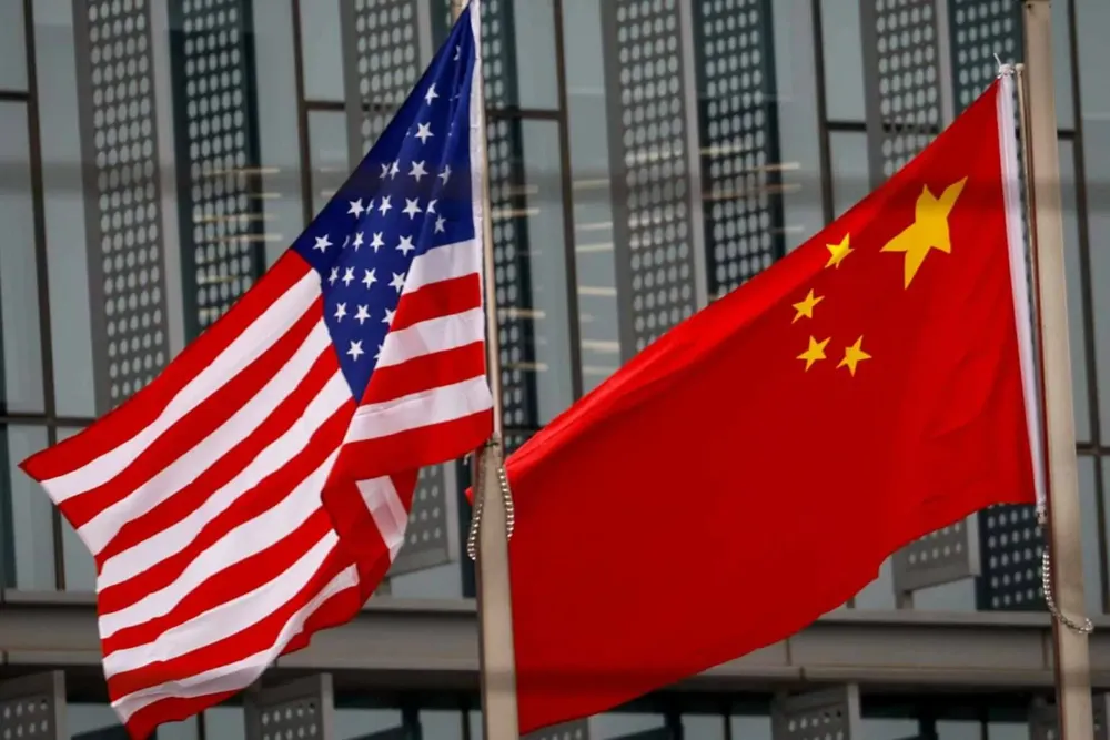 banderas-estados-unidos-china-1-1536x1024