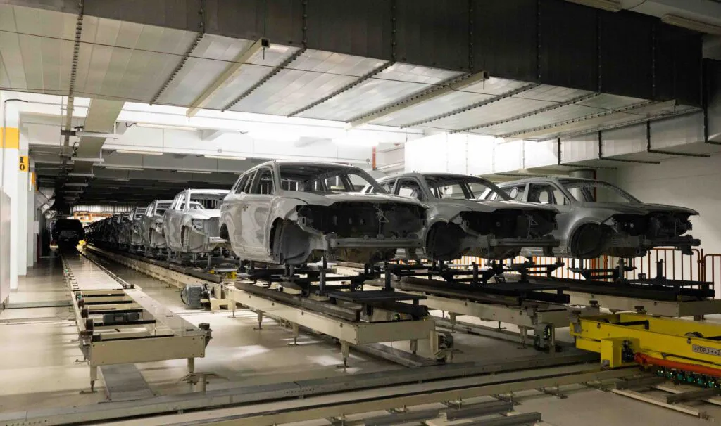 industria-automotriz-1024x606