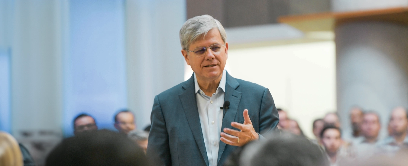 CEO_CoverPR_1350x550